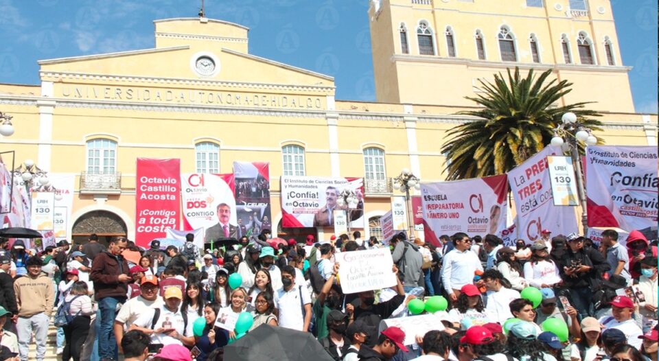Castillo Acosta  Promete “Plan Enfocado en Apoyar a la Población Estudiantil y Docente”, Luego de Incribirse  para Rector de la UAEH 2023-2029
