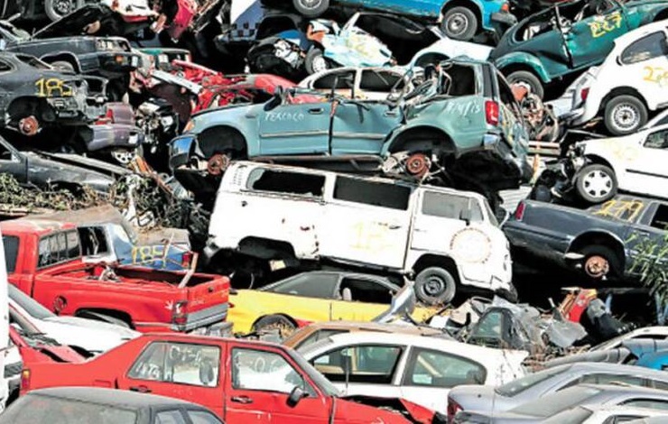 Los Autos y Motocicletas Abandonados en el Corralon de la SSPyTVP, Serán Destruidos
