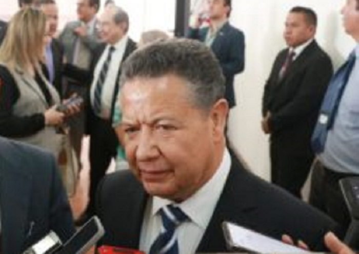Julio Menchaca Veto  la Ley de Presupuesto y Contabilidad