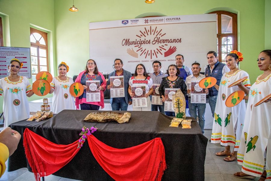 20 de Mayo Cultura, Gastronomía y Artesanías de Tazontepec de Aldama en el Ferro