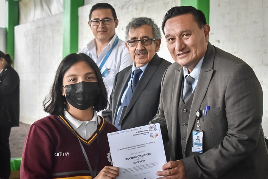 Se Presentaron 38 Proyectos Creados Por Estudiantes Del Nivel Medio Superior y Superior en la 8ª jornada de Emprendimiento ITESA 2023