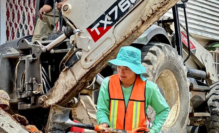 Caasim Realiza Trabajos de Sustitución de una línea de Drenaje Sanitario en las Calles Mina San Rafael y Tiro Rosario