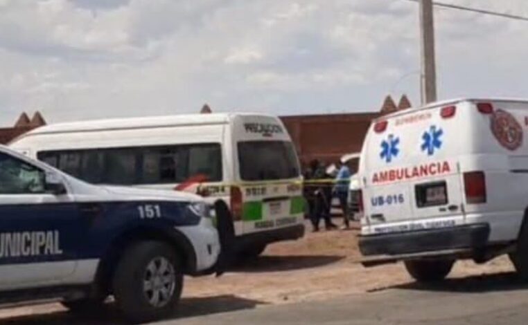 Dos Sicarios Acribillaron a un Chofer de Taxi Desde una Motocileta, lo Ultimaron de Siete Balazos