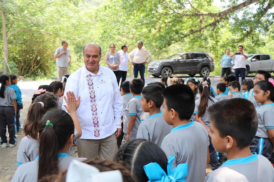 La Educación, Eje Rector Del Desarrollo, Debe Llegar a Los Rincones Más Alejados Del Estado: Castrejón Valdez
