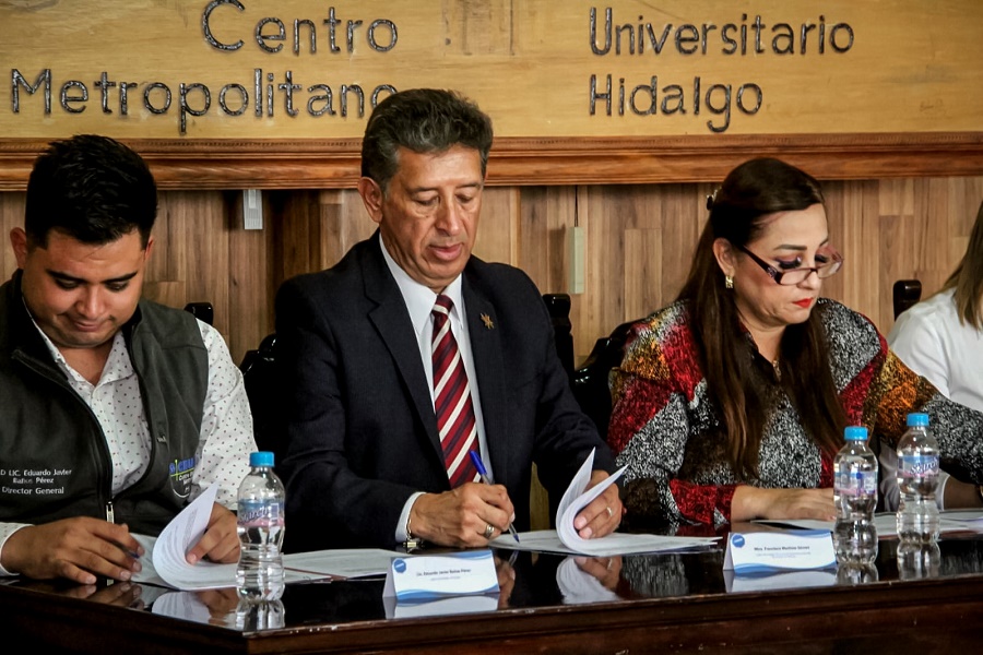 Buscan que 2 mil 300 elementos de la PIBEH cursen estudios de bachillerato y universidad