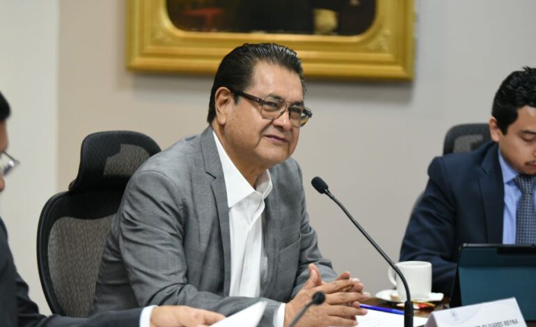 “El Poder Ejecutivo local está sumado en el trabajo conjunto en materia político-electoral, las normas jurídicas deben servir a la población” :Olivares Reyna