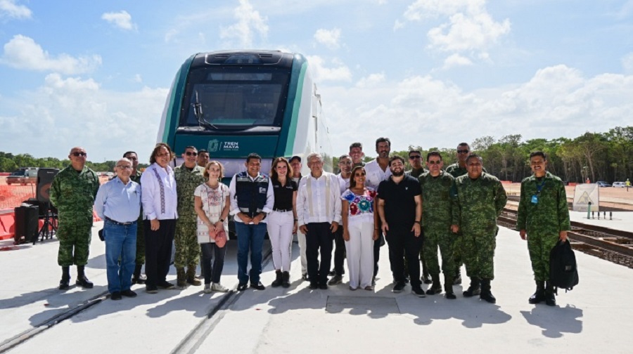 El Presidente Andrés Manuel López Obrador Dio el Banderazo de Bienvenida a Cancún al Primer Vagón del Tren Maya.