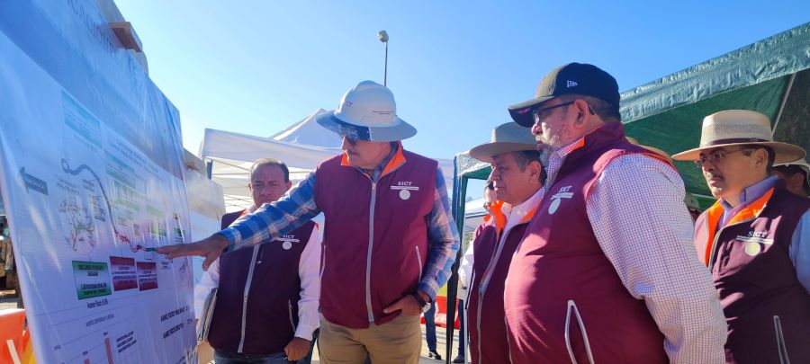 Supervisó Nuño Lara Tramo Carretero Real del Monte-Entronque Huasca Que Construye La SICT en Hidalgo
