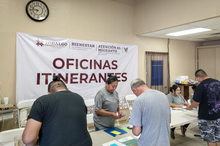 Lleva Sebiso Oficina Itinerante, a Migrantes Hidalguenses en Phoenix