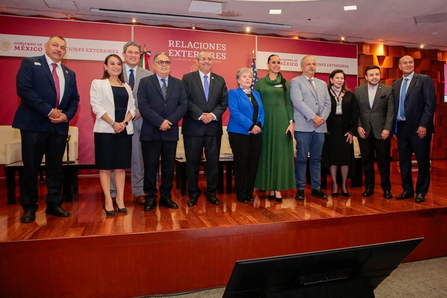 Natividad Castrejón: Reitera Apoyo Educativo a Connacionales en el Extranjero