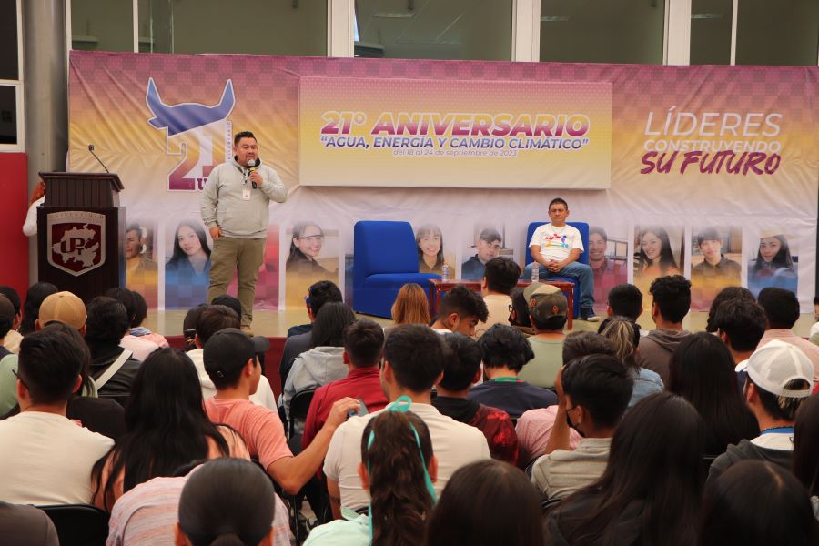 Estudiantes de la UPT Asisten A Plática De Prevención En Adicciones