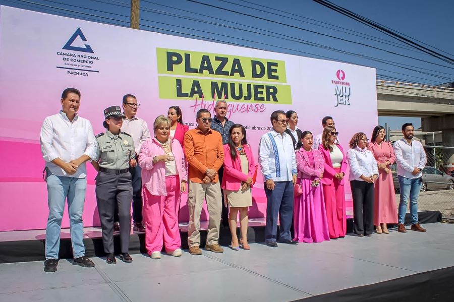 Inauguración de la Plaza de la Mujer Hidalguense