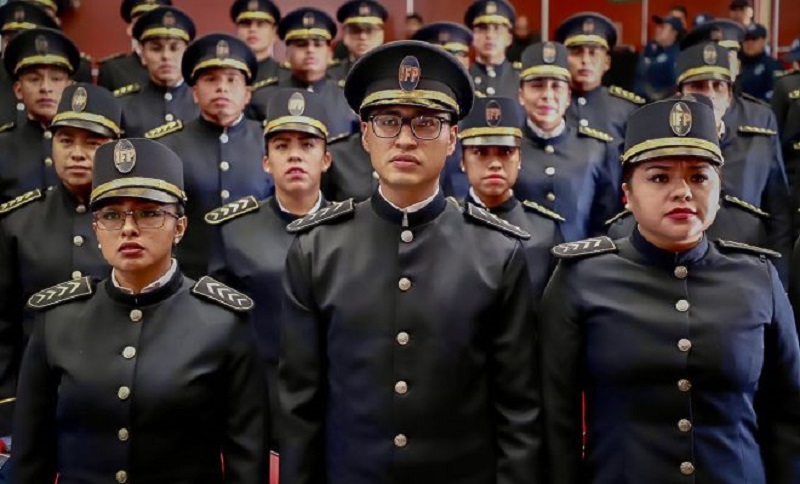 Destacan Cadetes Del Ifp y Policías Estatales Reciben Ascenso