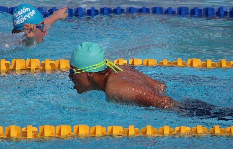 Karla Licona Se Corona Campeona Nacional en Los 100 Metros Mariposa