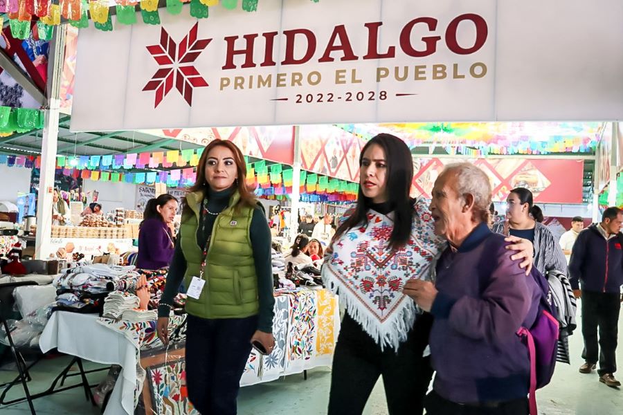 Artesanos Hidalguenses Venden 1.2 MDP en Tianguis de Pueblos Mágicos