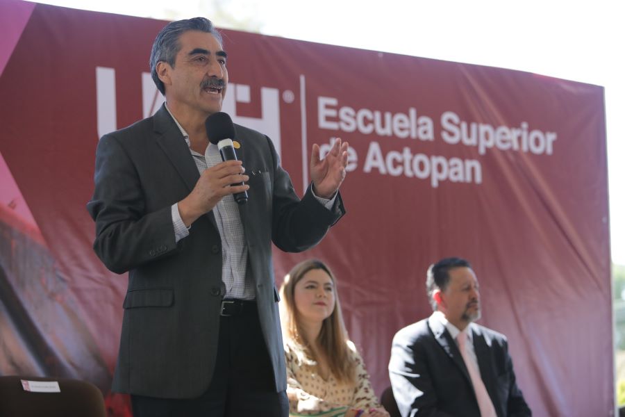Beneficia UAEH a Comunidad Estudiantil de Escuela Superior de Actopan Nuevo con Garzabús