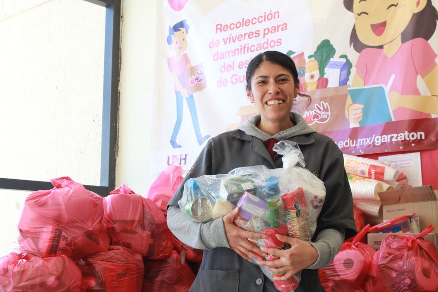 Continúa Colecta Garzatón en UAEH, Para Damnificados Por Huracán Otis en Guerrero
