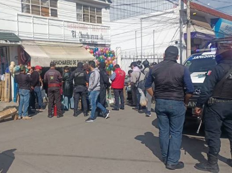 En Operativo Autoridades Municipales de Tulancingo Decomisaron Pirotecnia en local comercial de la Central de Abastos