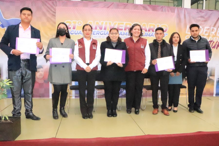 Rector de la UPT Reconoció Perseverancia de La Comunidad Educativa