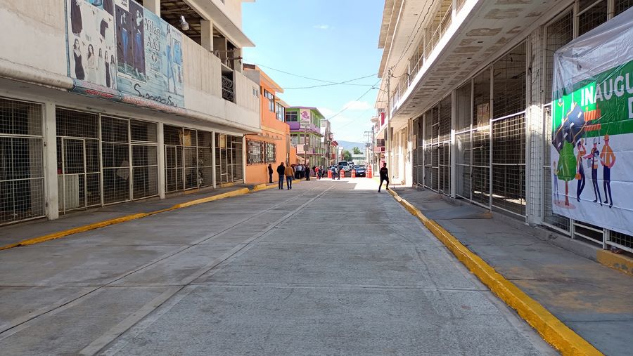 Gobierno Municipal de Tulancingo Realizó La Entrega de Pavimento Hidráulico en Fraccionamiento Los Pinos