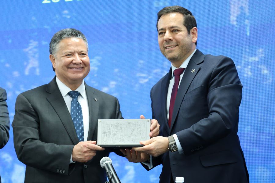 Sostiene Julio Menchaca Reunión Con Integrantes de Concamin