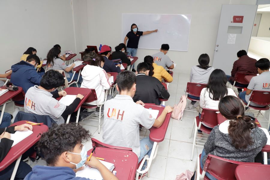 La UAEH Abre Convocatoria de Ingreso al Bachillerato Garza