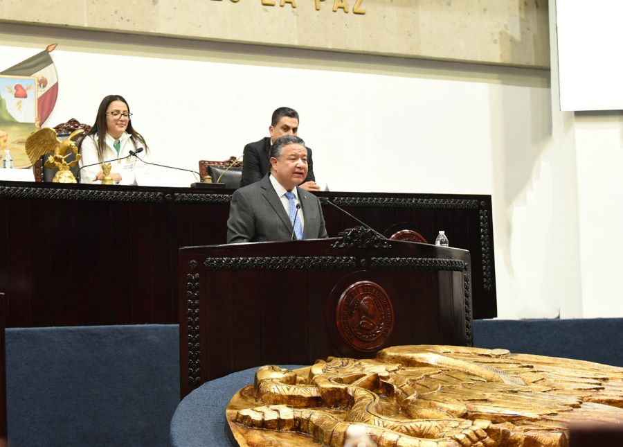 Reconoce Gobernador de Hidalgo Compromiso de Juventudes