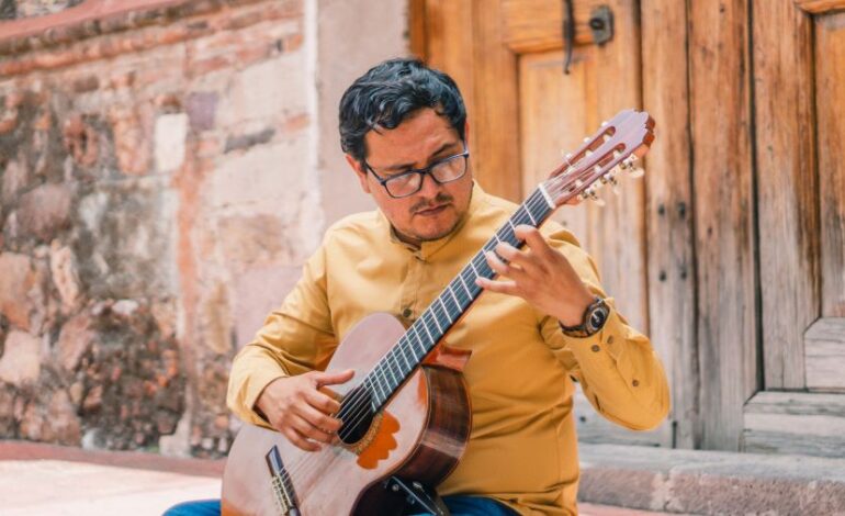 Inicia Encuentro de Guitarras de la EMEH