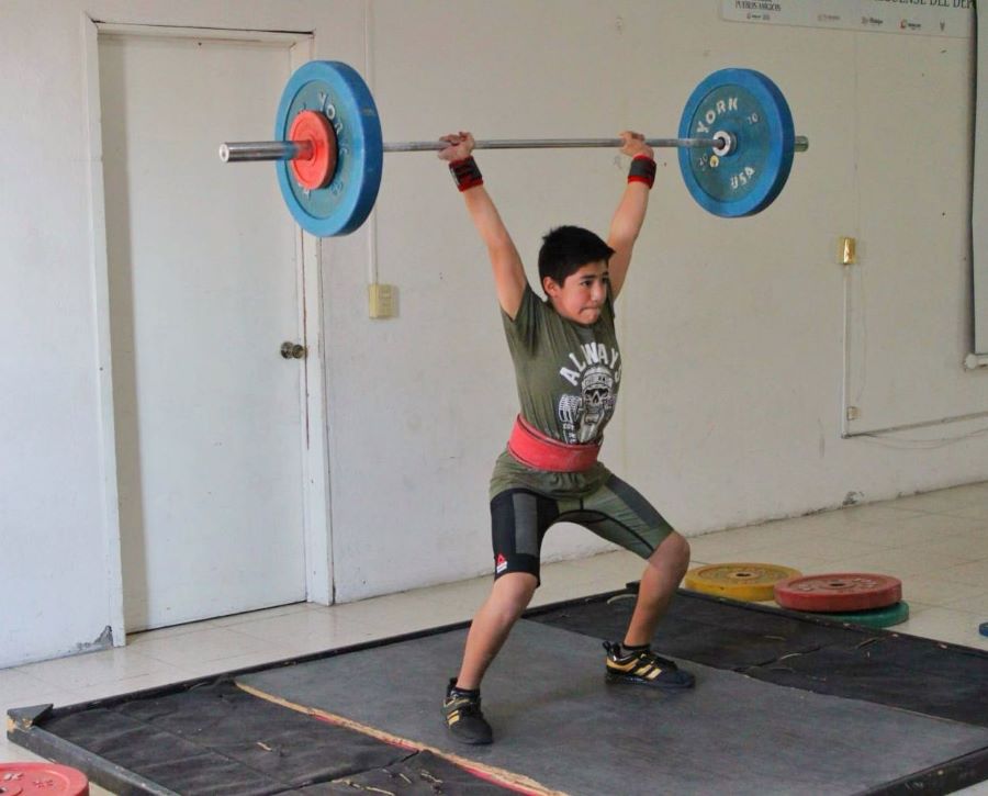 Clasifican a Nacionales Conade 8 Hidalguenses en Levantamiento de Pesas