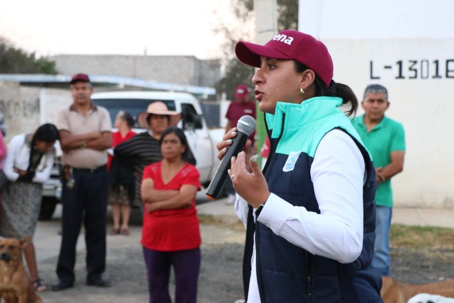 Aborda Mónica Reyes Plaza Textil y Falta De Servicios En Tepantitla