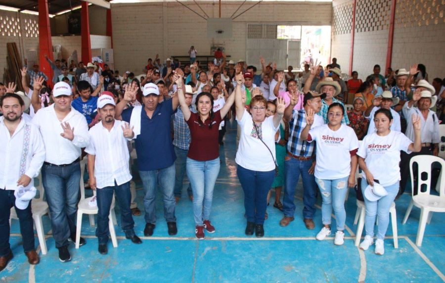 Apuesta Simey Olvera Por El Desarrollo De La Sierra Gorda