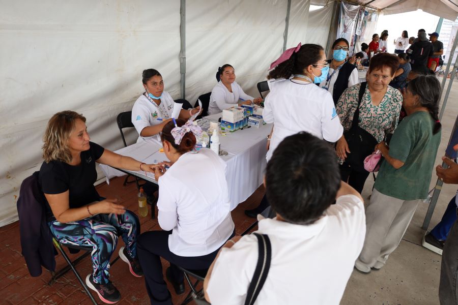 Avanza Proceso de Vacunación en Acatlán
