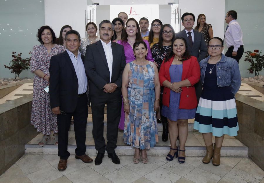 Celebra UAEH día de la Maestra y el Maestro