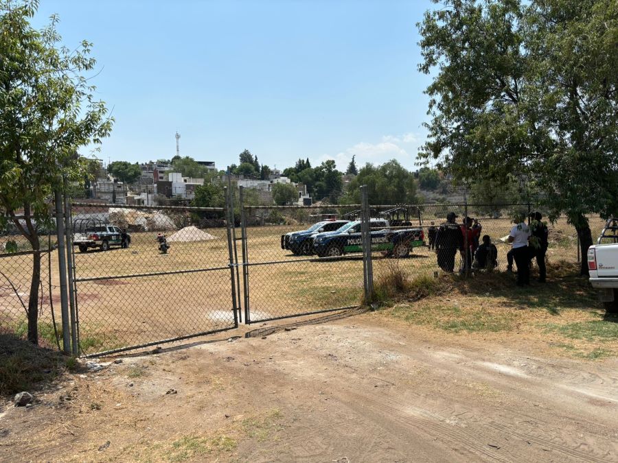 Denuncia Alma de La Vega Retiro de Propaganda Por Policías de Tulancingo