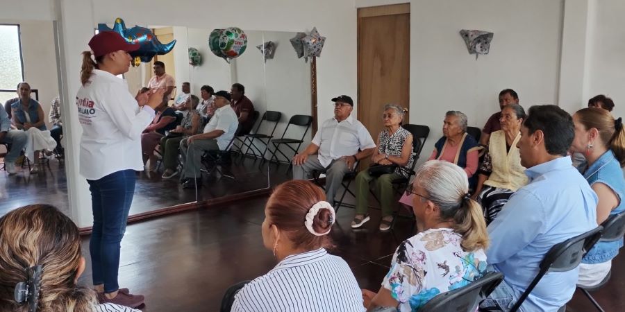 Recuperar Espacios Para Los Adultos Mayores, Propone Cynthia Arellano
