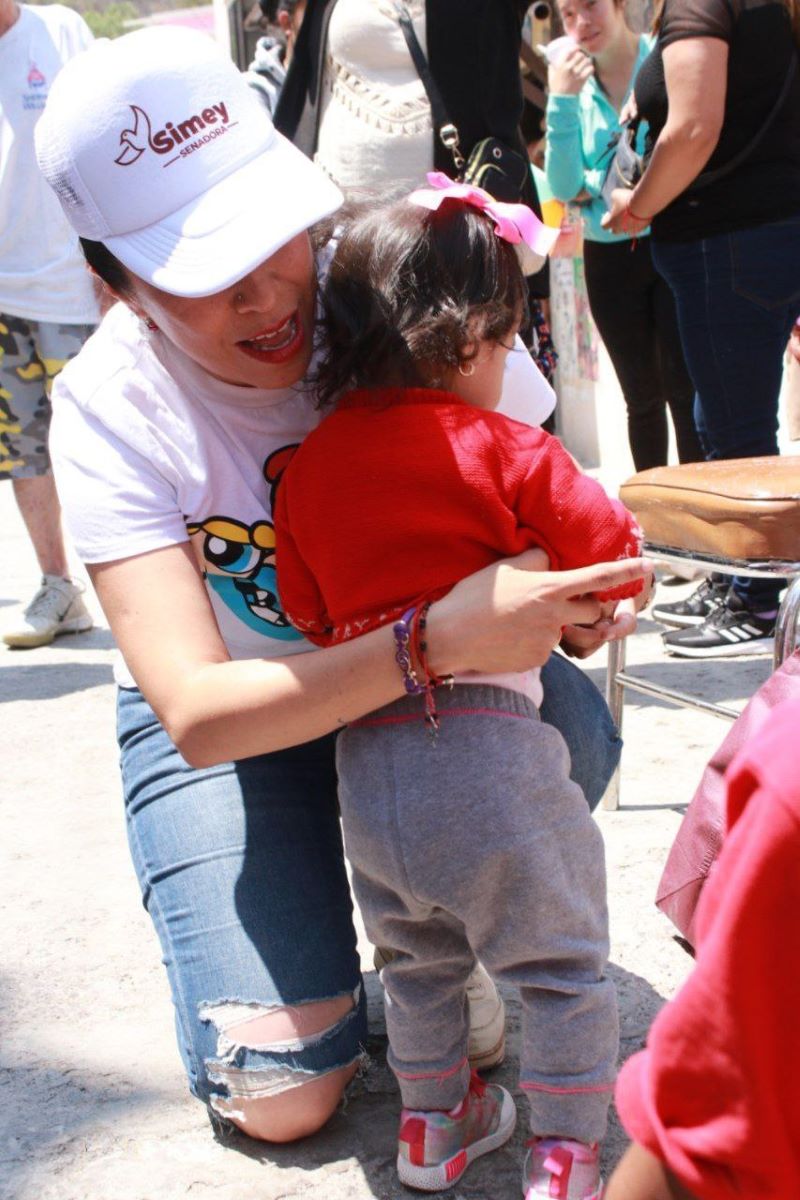 Simey Olvera Lleva Mensaje de Transformación a la Montaña