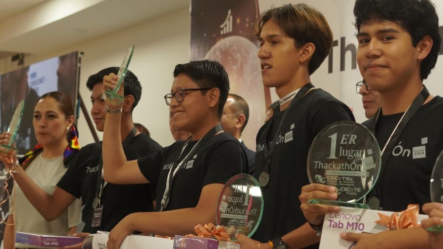 Estudiantes del Cecyteh Hidalgo Ganaron Primer Lugar en el Thackathón Nacional de los Cecytes 2024