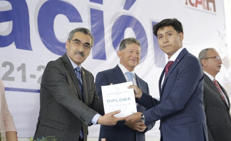 Otorga UAEH Títulos y Certificados a Escuelas Incorporadas