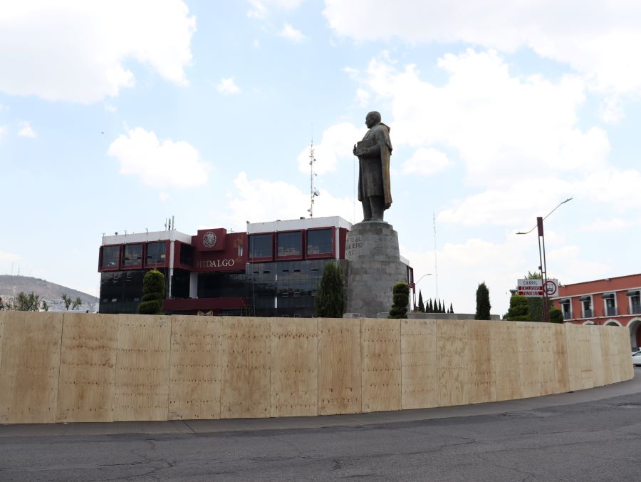 Inicia Remodelación de la Plaza Juárez, se Suspende Cualquier Actividad