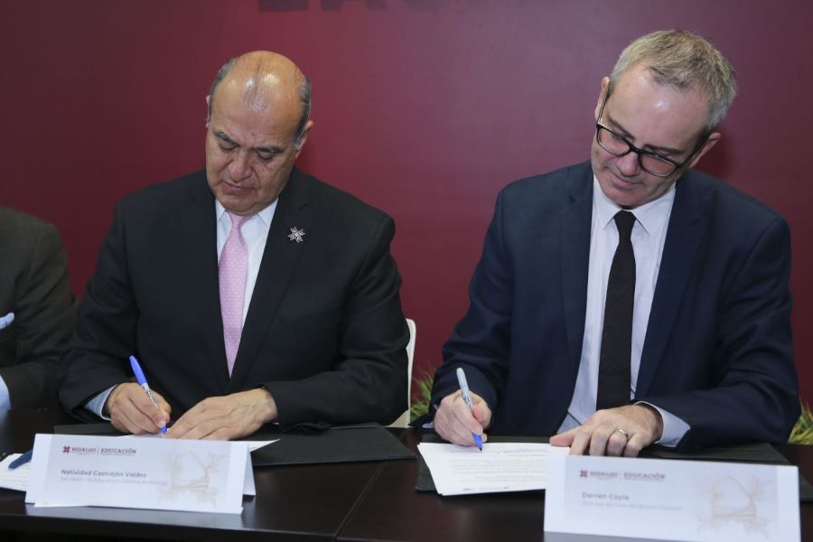 Seph Firma Carta de Intención de Impacto Internacional Con British Council