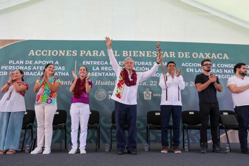 Vamos a Hacer Más de Un Millón de Viviendas y a Continuar Con Los Programas de Escrituración: Claudia Sheinbaum Va Por Consolidación de Acciones a Favor del Bienestar de Oaxaca y de Todo México