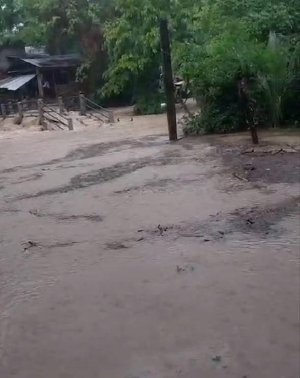 Onda Tropical Número 8 en su Paso Por Hidalgo Deja Inundaciones con Afectaciones en Viviendas