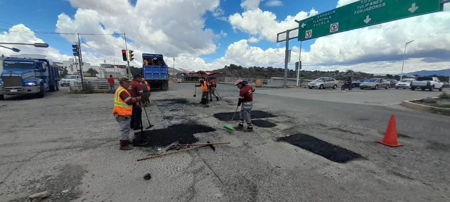 Tras Varios Pronunciamientos el Edil de Pachuca Anuncia que en Dos Semanas Inicia el Bacheo de Calles de Pachuca