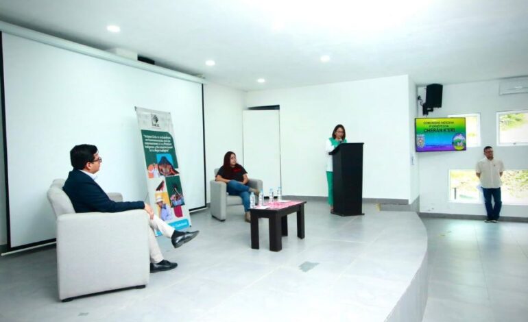 IEEH realiza Conversatorio “La autonomía de los pueblos indígenas” con estudiantes universitarios de la Universidad Intercultural de Tenango de Doria