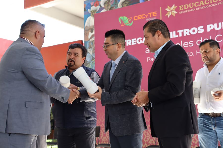 Sebiso Entrega Filtros Purificadores a Planteles del Cecyteh
