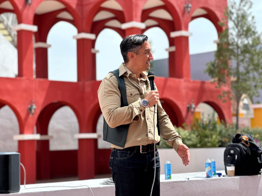 Brochazo Inicial del Proyecto “Arte Perrón”