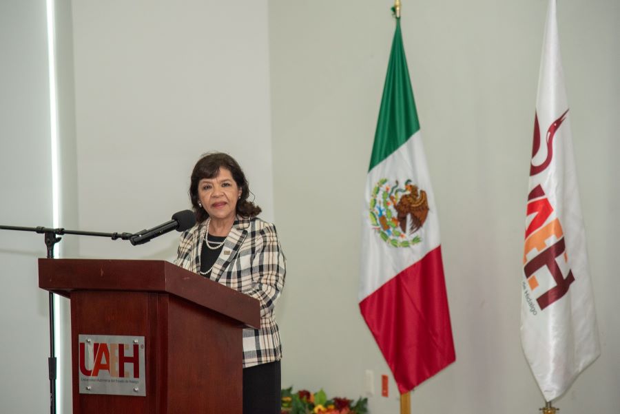 Capacita UAEH a Su Personal en Apoyo a Becas Estudiantiles