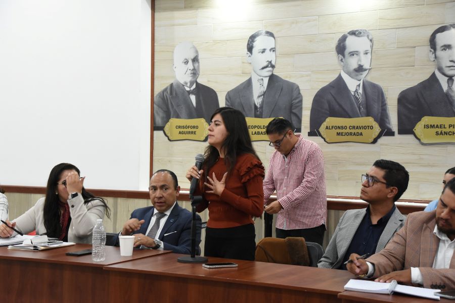 Irrumpen Trabajadores del PJF de Hidalgo la Sesión Donde se Discutía la Minuta de Reforma del Poder Judicial Enviada por el Senado de la República