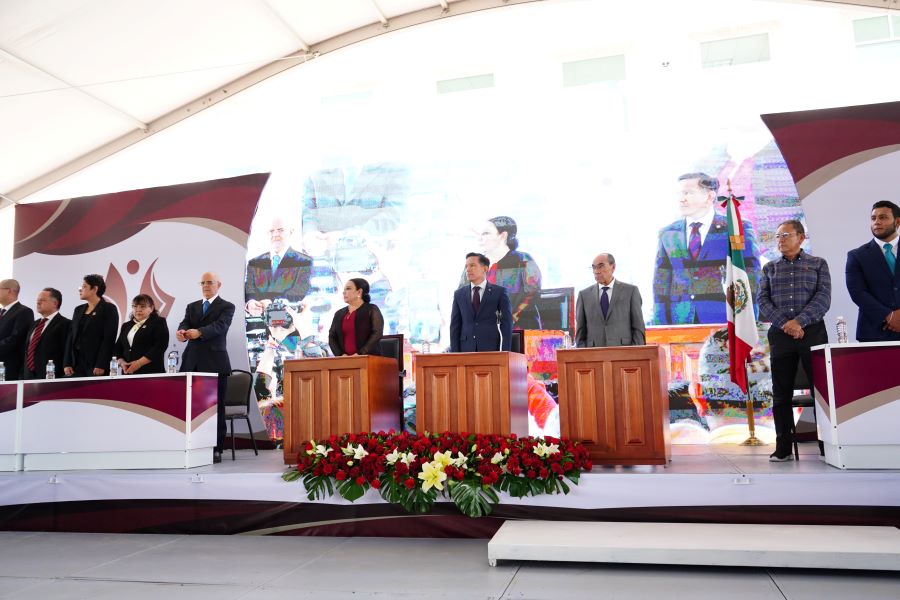 Lorena García Cázares Rindió Protesta Como la Primera Mujer Presidenta de Tulancingo