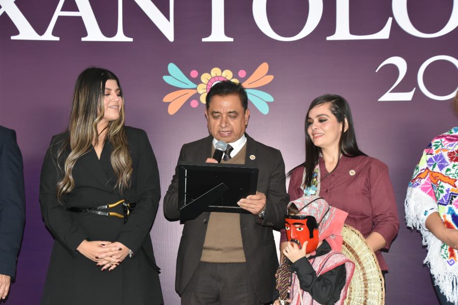 Con Altares, LXVI Legislatura Celebra Día de Muertos